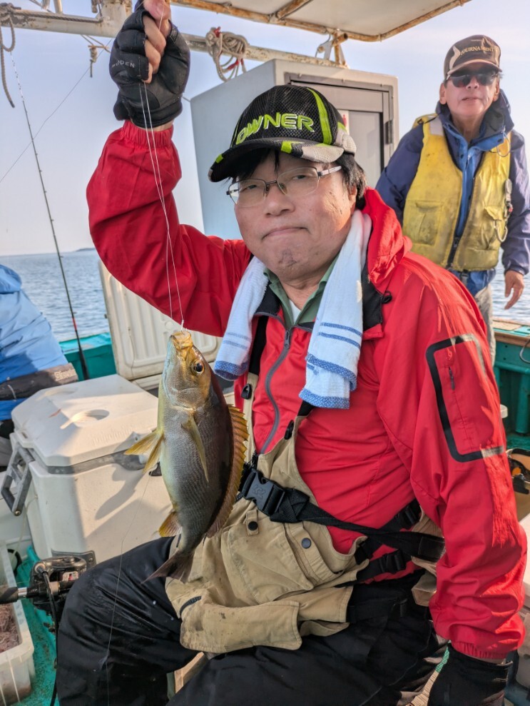 PXL_20250527_221952611