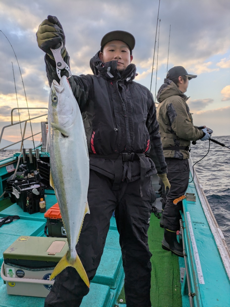 PXL_20251227_230501203